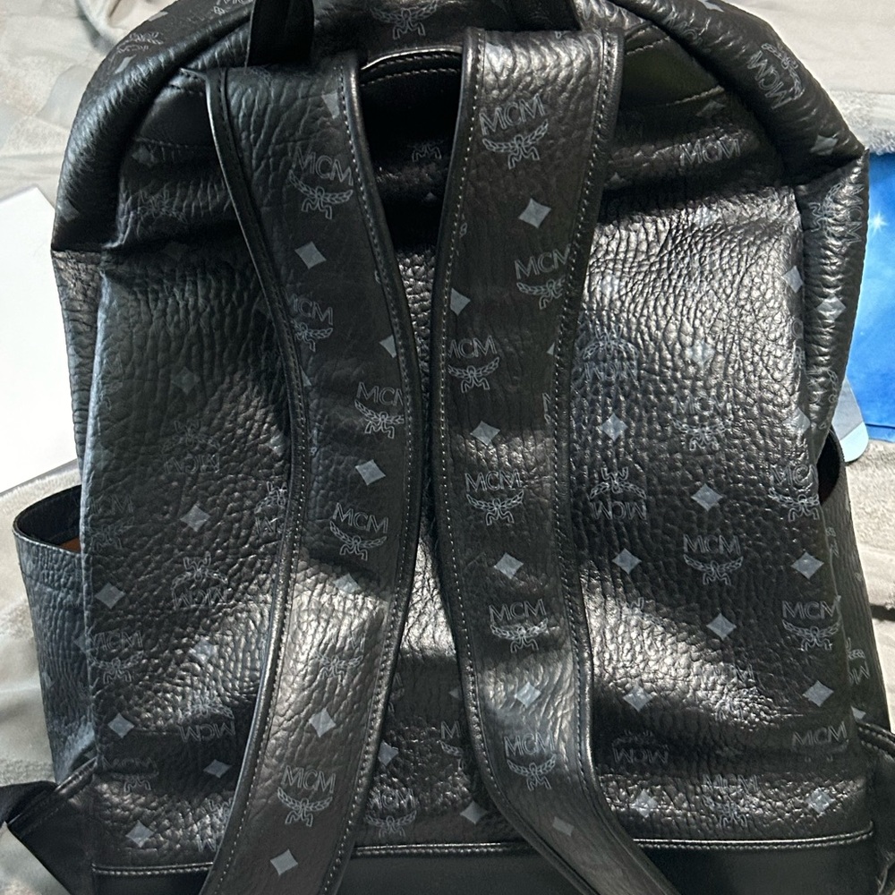 ❌SOLD❌MCM Large Backpack - Picture 6 of 10